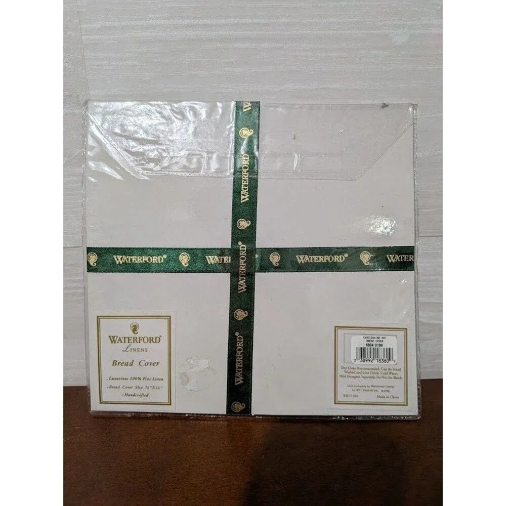NEW Vintage 1996 Waterford Linens Castlemaine White Bread Cover 100% Linen 16x16